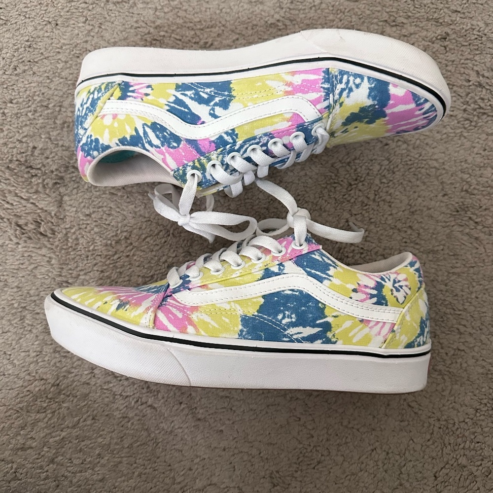 Vans Sneakers- Lightly worn